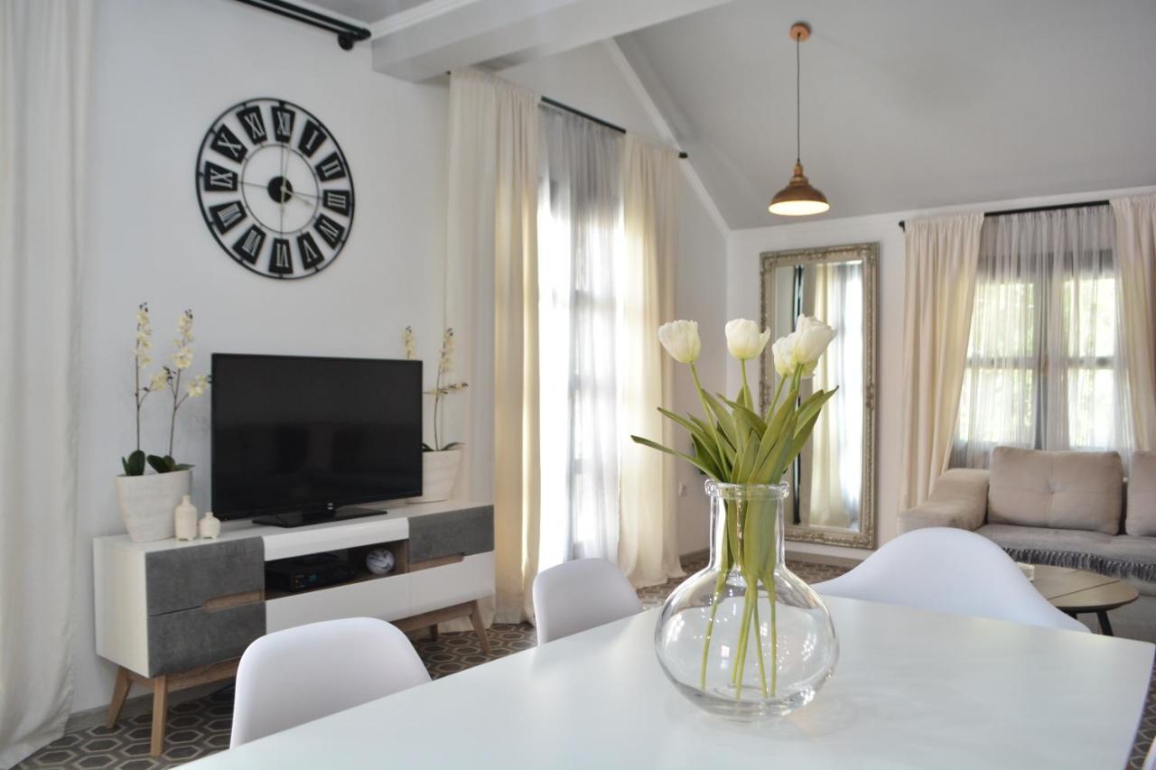 Apartman L&M Cetinje Esterno foto