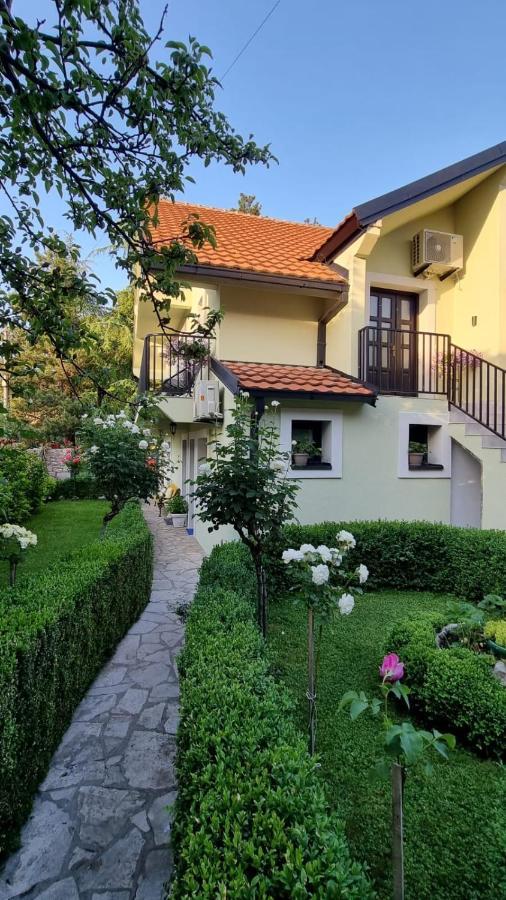 Apartman L&M Cetinje Esterno foto